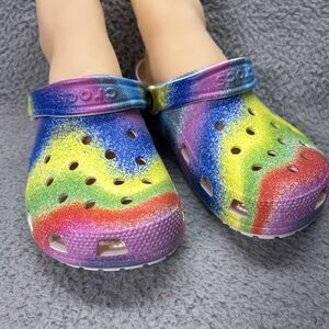 Crocs Women's Classic Spray Dye Clog 208054 Slip-On Size 6 or mens size 4 NEW